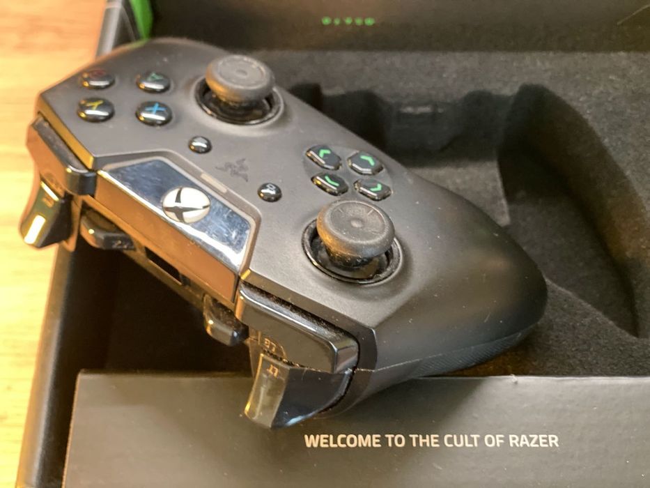Razer Wolverine Tournament Edition Chroma - pad do Xbox i Windows