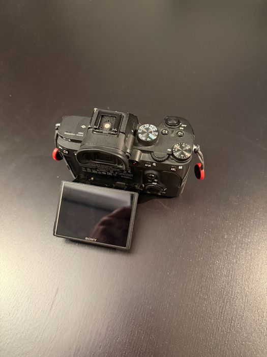Sony Alpha a7 III com 60.151 disparos
