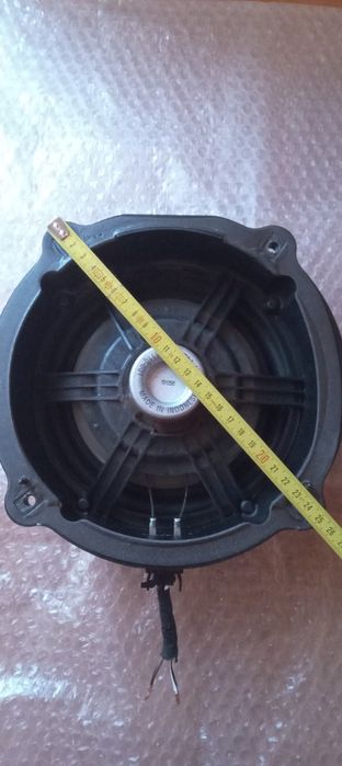 Динаміки Bose  Audi Q7.оригінал,хороший робочий стан з конекторами!!!