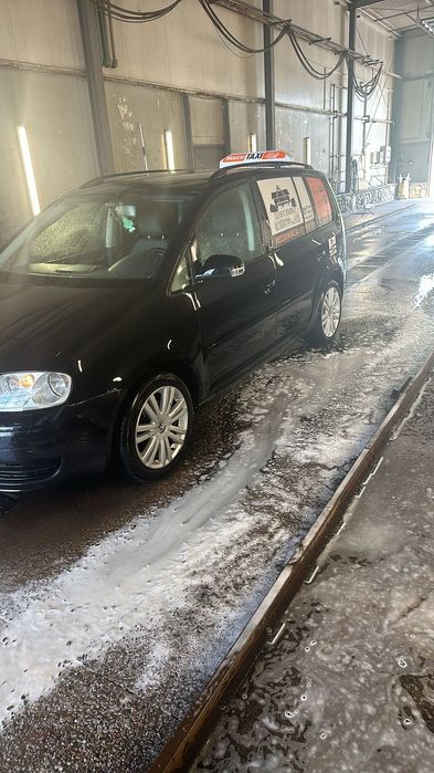 Taxi 6 osobowe Świebodzin. Usługi lawetą