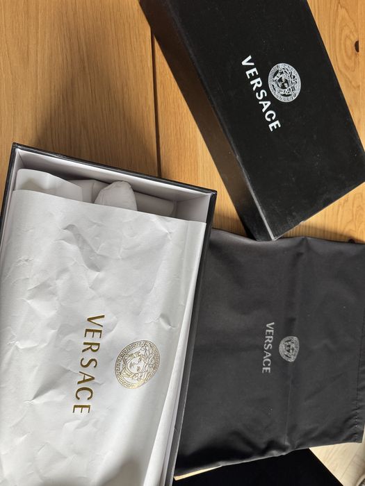 Buty Versace rozmiar 42 kolor czarny mokasyny loafers