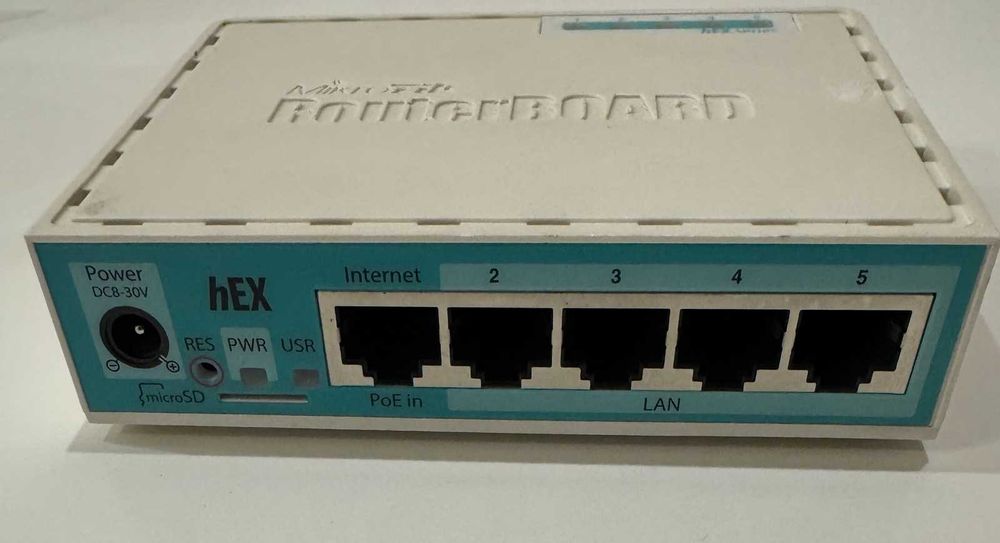 Маршрутизатор Mikrotik hEX (RB750Gr3)