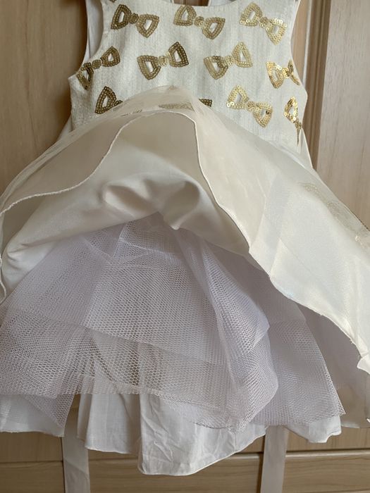 Платье нарядное