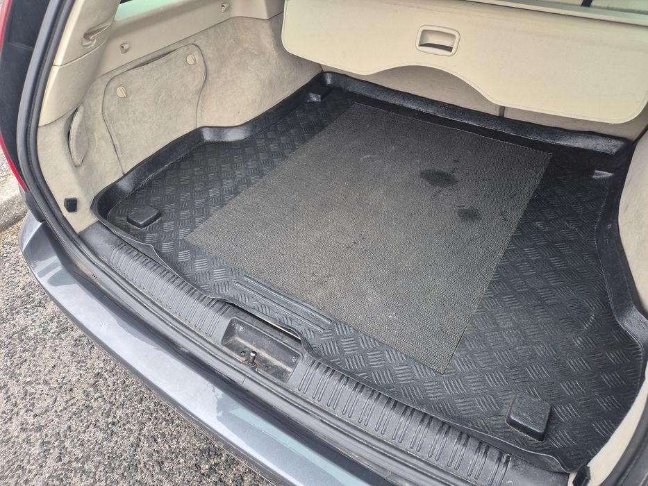 Ford Mondeo SW Ghia 2003  130cv