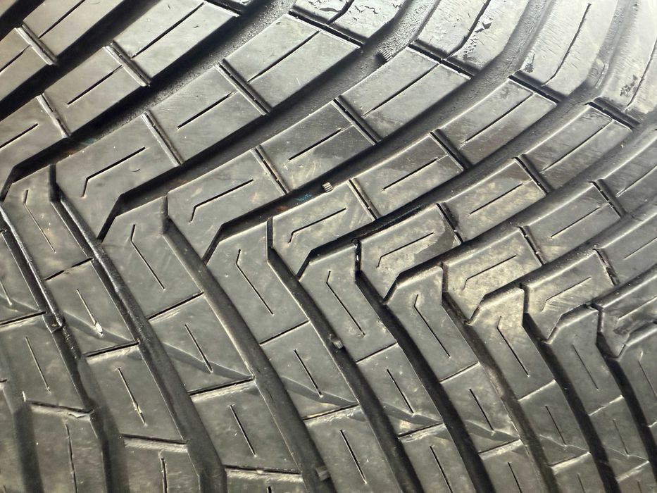 255-55 R19 111W Continental All Season Contact 2021 2шт