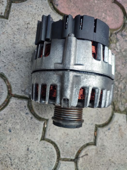 Генератор audi a6 c7 059903019  220a