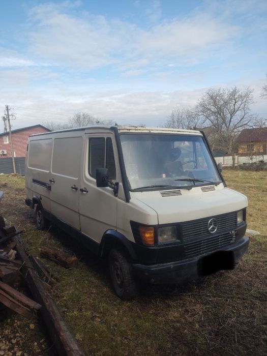 Mercedes T1 207-410d мерседес розборка запчастини