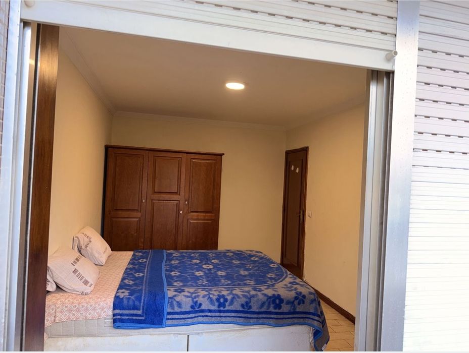 Quarto para arrendar