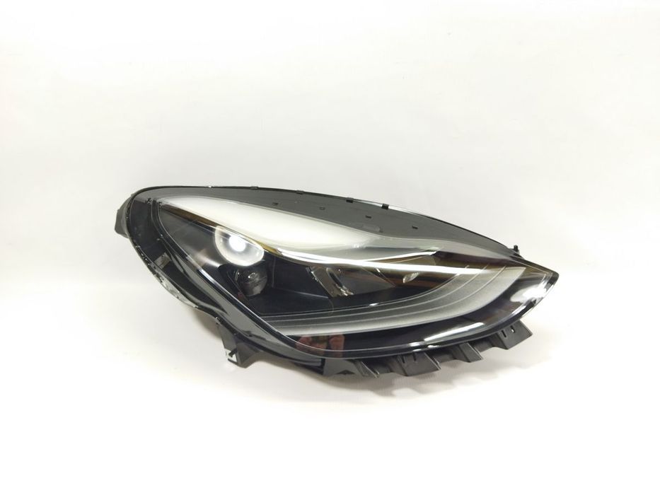 Фара передня права Tesla Model 3 2021-2023 151495200A