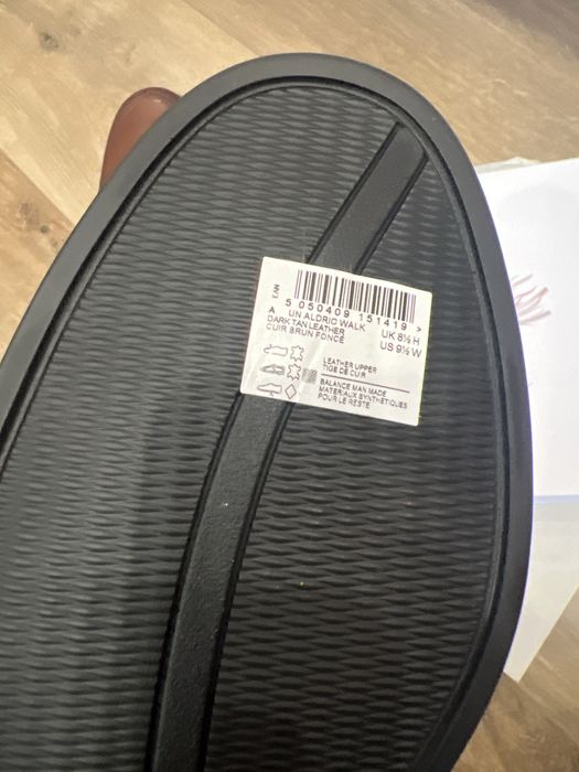 Продаються туфлі Clarks Un Aldric Walk