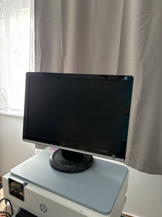 Monitor Samsung 22" Wide | 100% Sprawny + Kabel | Biuro / Home Office