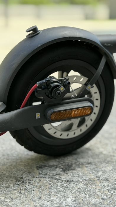 Электросамокат Xiaomi Mi Electric Scooter 4