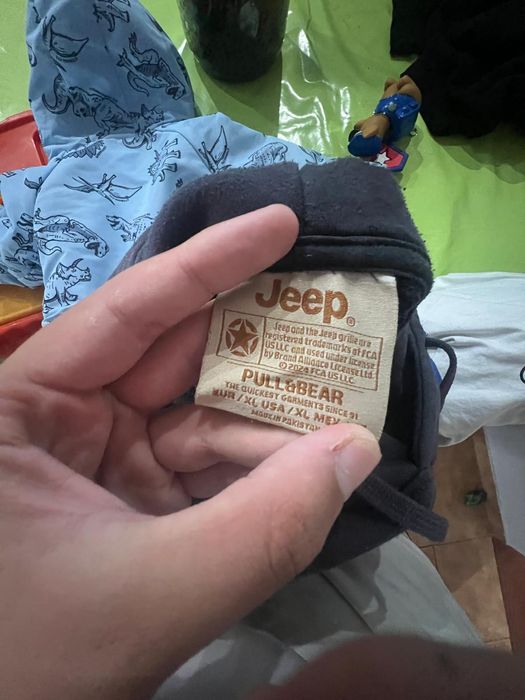 Sweat Jeep X Pull&Bear