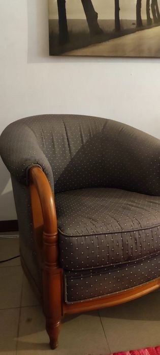 Terno de sofás em bom estado