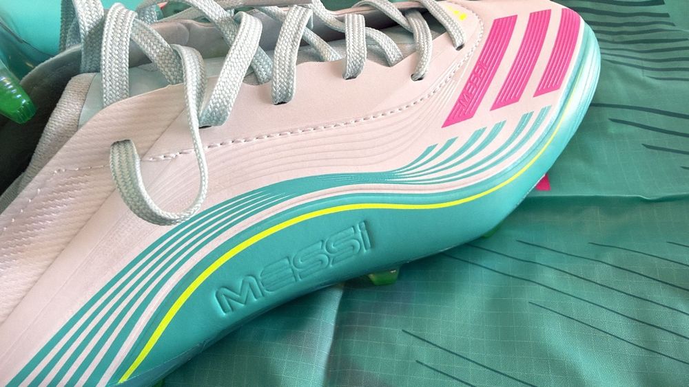 (Novo Preço) Chuteiras Adidas F50 Messi