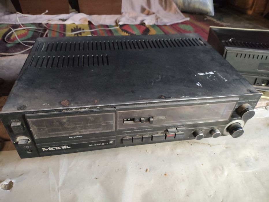 Магнітофон Маяк з колонками 3 комплекти