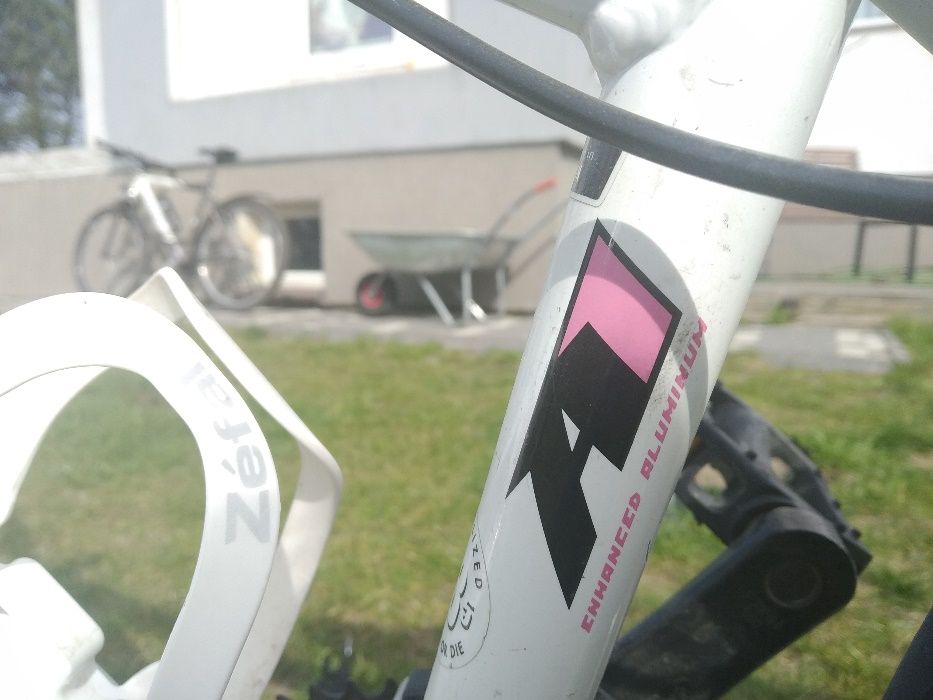 Specialized Hotrock 24