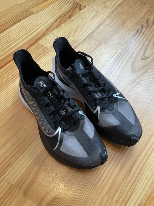 Оригінал! Кросівки Nike zoom gravity