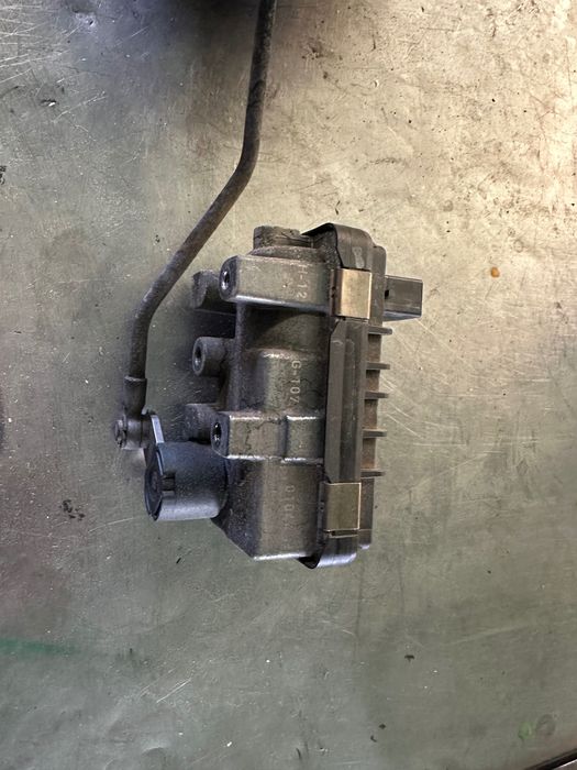 ATUADOR ELÉTRICO DO TURBO MERCEDES W203 CLK W209 C220 CDI 150 CV G-107