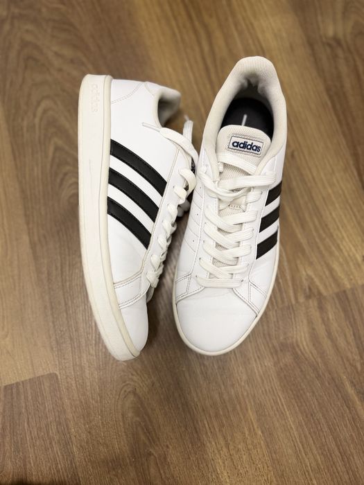 Кеды  кроссівкі чоловічі adidas кроссовки