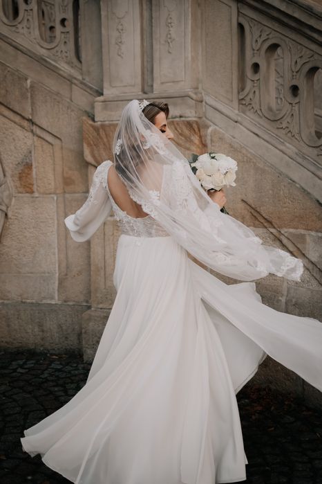 Suknia ślubna 2024 z muślinowym dołem