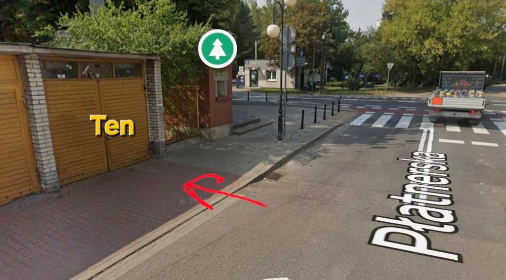 Garaż Rembertów róg  Marsa-Płatnerska