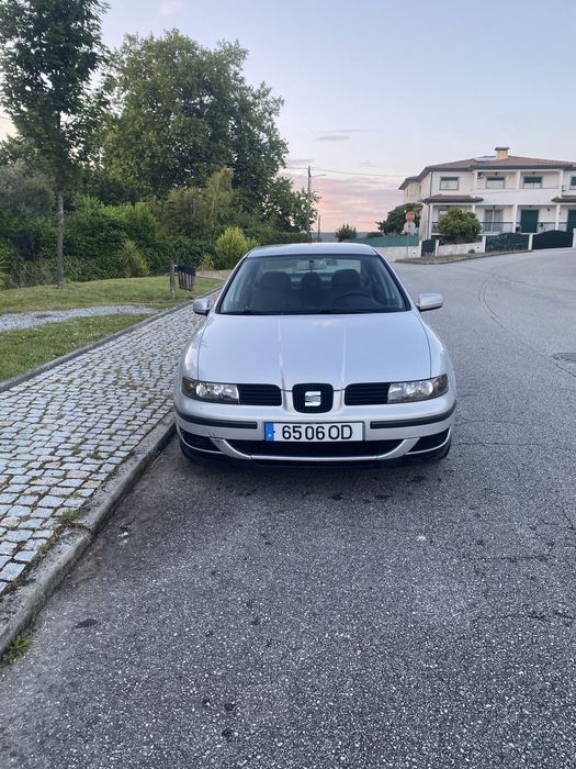SEAT TOLEDO 1.6 com revisao e documentacao em dia