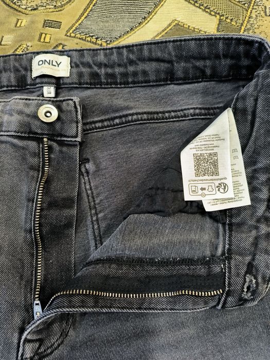 Джинси жіночі МОМи,джинси фірмові ONLY(оригінал),Джинси розмір (L)
