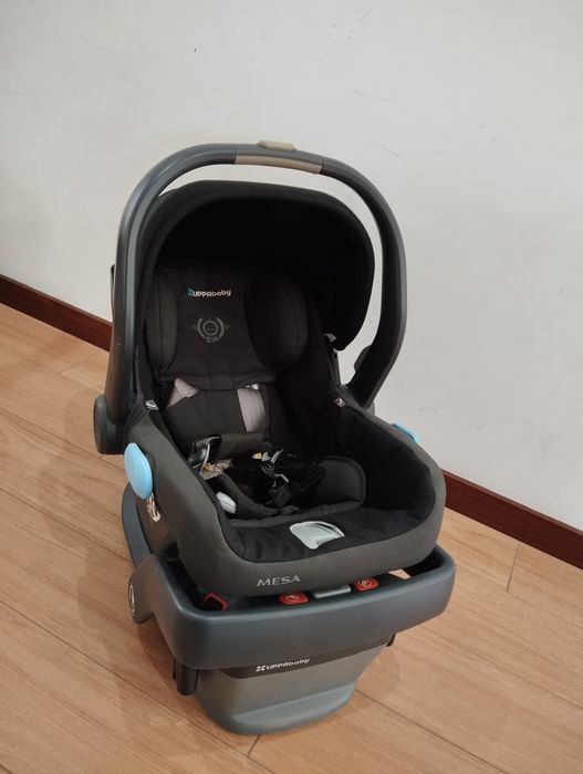 Carrinho de bebê trio Uppababy
