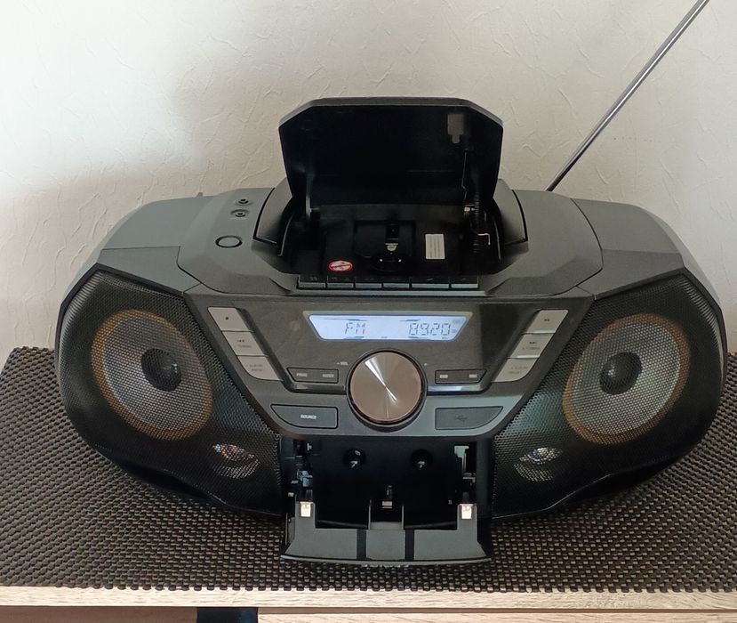 Radio Magnetofon Philips CD, Mp3,Usb Aux