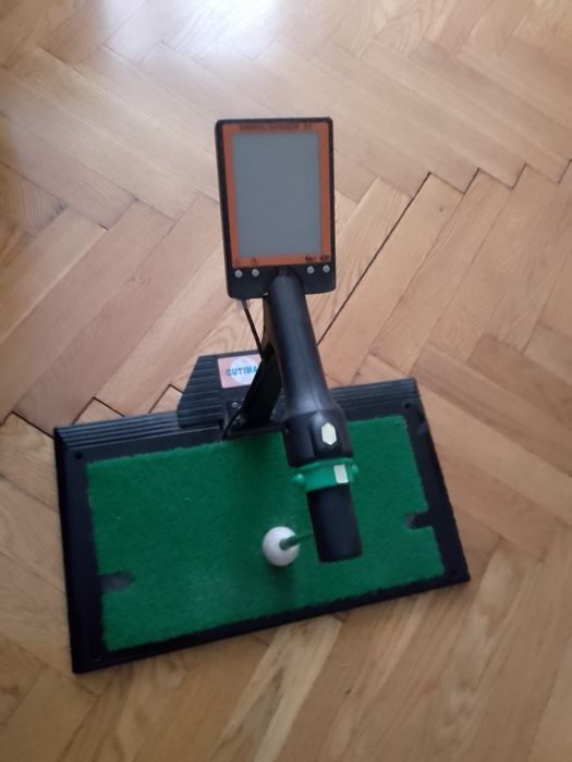 Trenażer do golfa z wyświetlaczem Cutimax swing guider s1