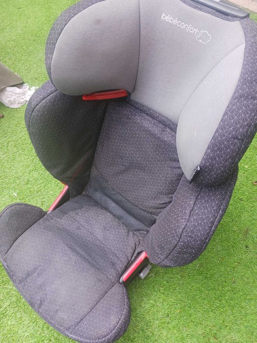 Cadeira Auto Bébé Confort RodiFix AirProtect (Isofix)