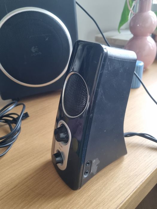 Głośniki Logitech z subwooferem