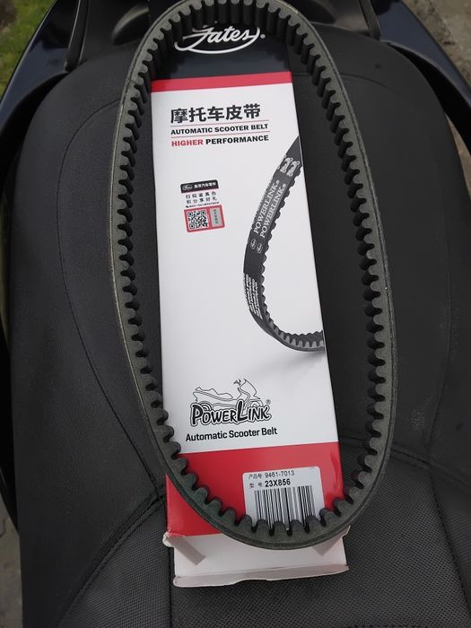 Продам Максі Скутер 4Т 260см чорного колір.