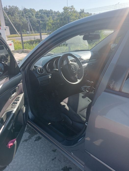 Продаю Mazda 3 1,6 дизель