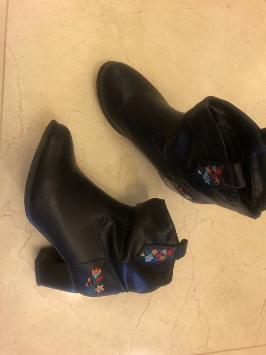 Sandalias botas botins bordados 36 37 35 novos