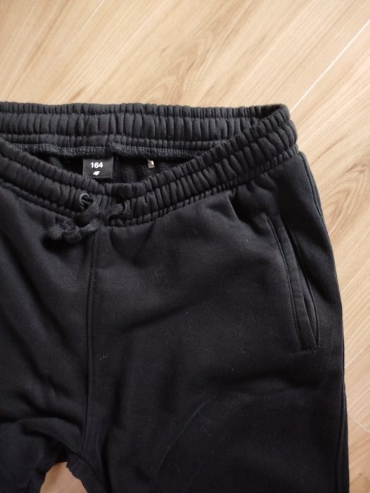 Spodnie dresowe chłopięce 4f