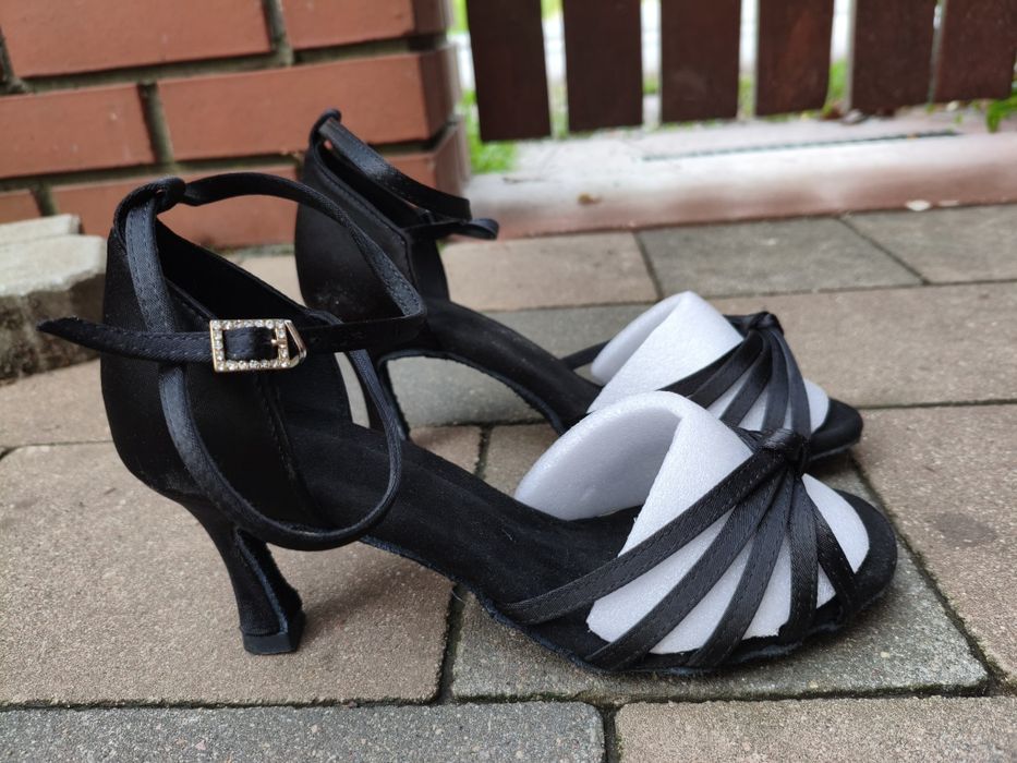 Buty taneczne , buty do tańca