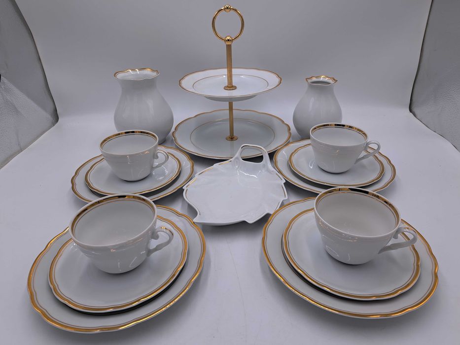 Filiżanka spodek talerz patera piętrowa Triptis Niemcy biała złocenia