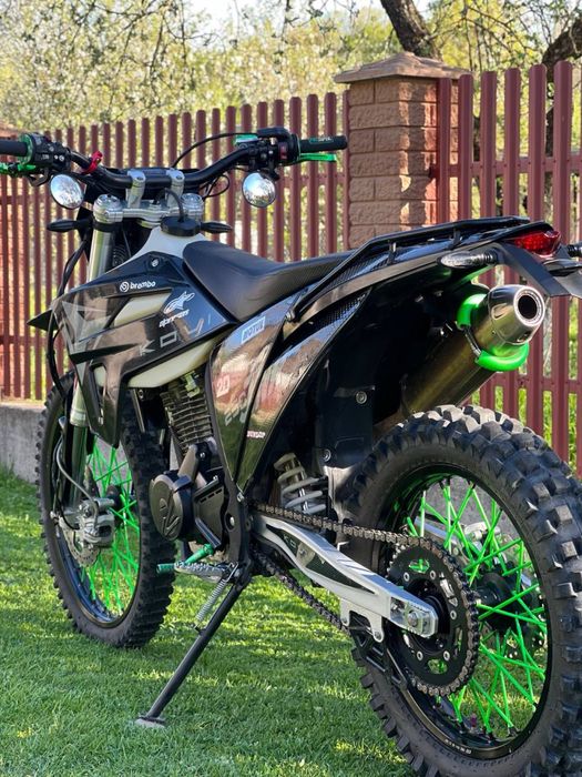 Kovi JNR 250cc,  білі номери
