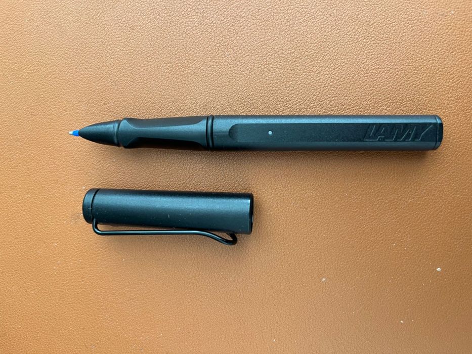 Caneta LAMY safari all black ncode (Como Nova, só caneta)