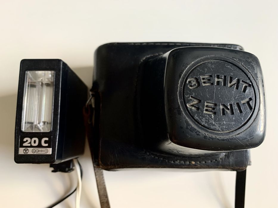 Фотоапарат ZENIT TTL + фотоспалах
