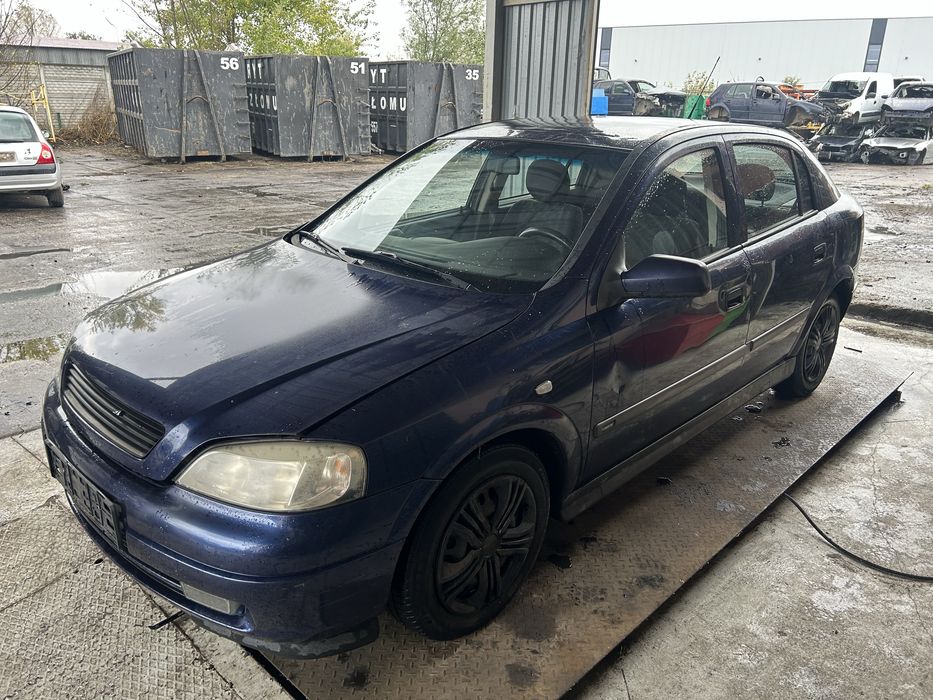 Opel Astra 1.6-16v na części