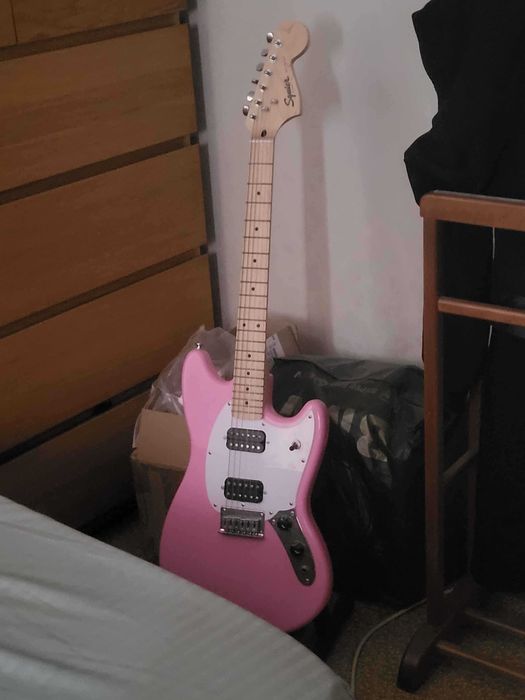 Електрогітара Squier by Fender Sonic Mustang