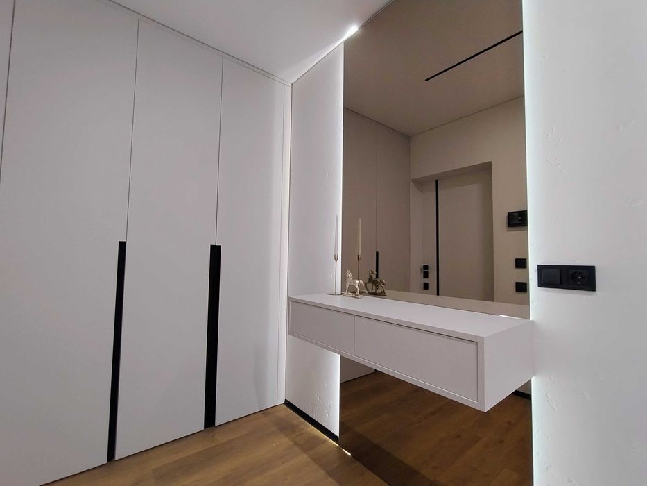 ЖК Варшавський 2, 2к квартира з шикарним ремрнтом. Олександра Олеся 5.