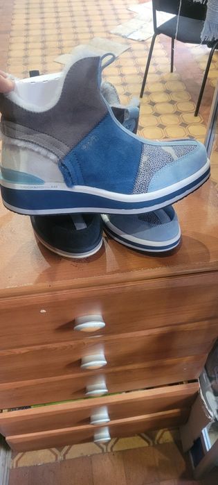 Угі Deckers Lab чоловічі і жіночі