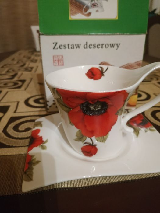Filiżanka + spodek do kawy, herbaty, zestaw deserowy