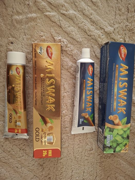 Єгипетська зубна паста Dabur Miswak Mint Whitening