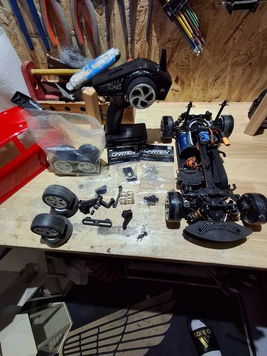 Carro telecomando  Rc 1/10 CARTEN M210-R, motor brushless Losi