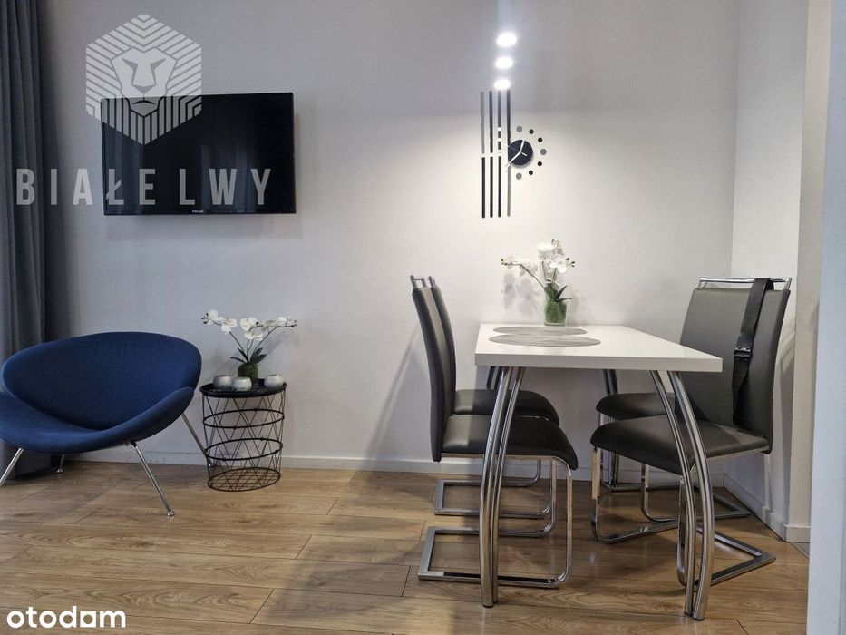 Studio z loggią i garażem w sercu Woli - wynajem.